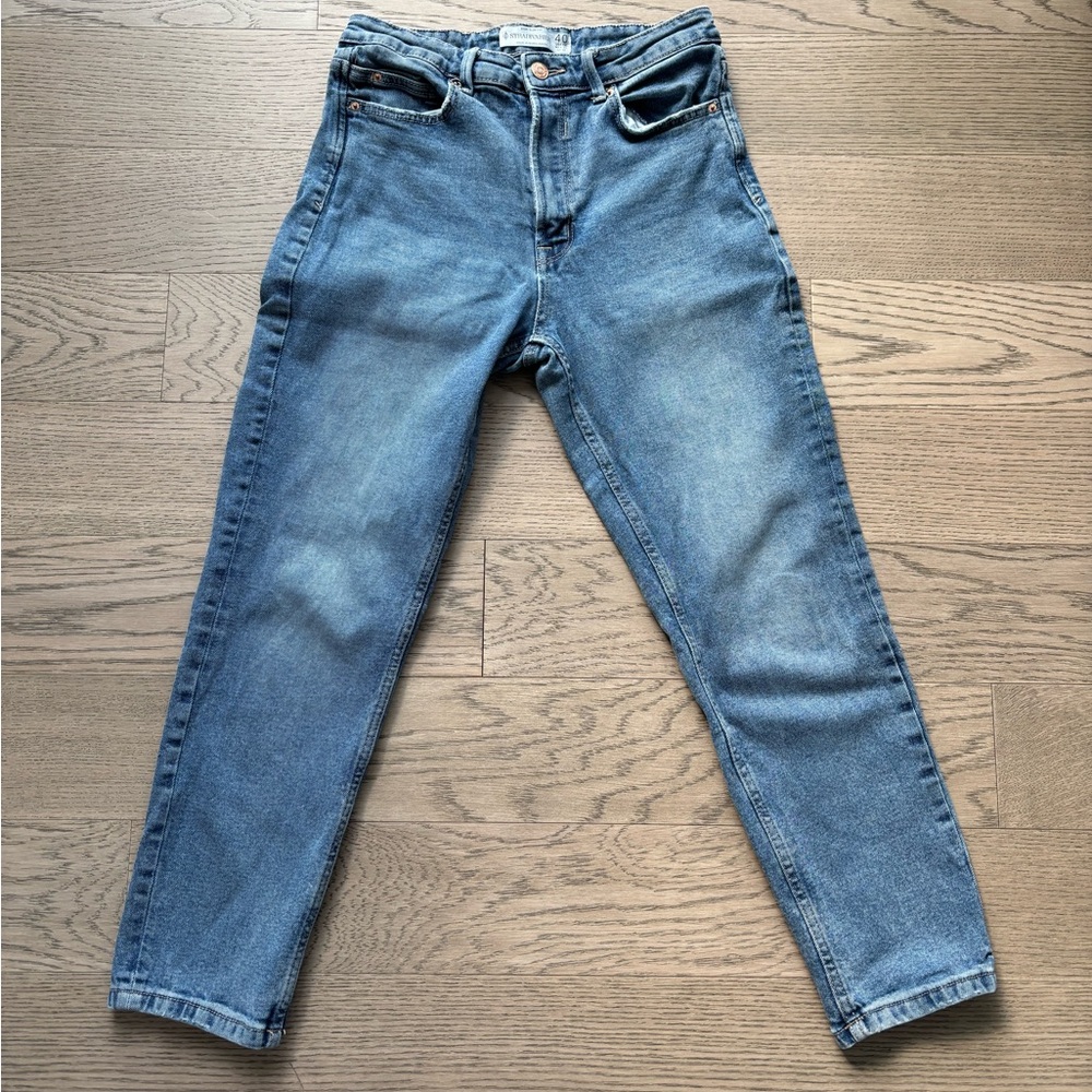 Stradivarius Light Blue Slim Fit Jeans